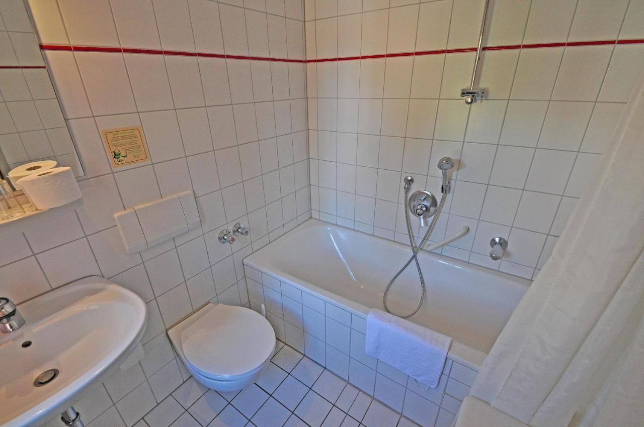 Landhotel Schloss Buttenheim Habitación foto